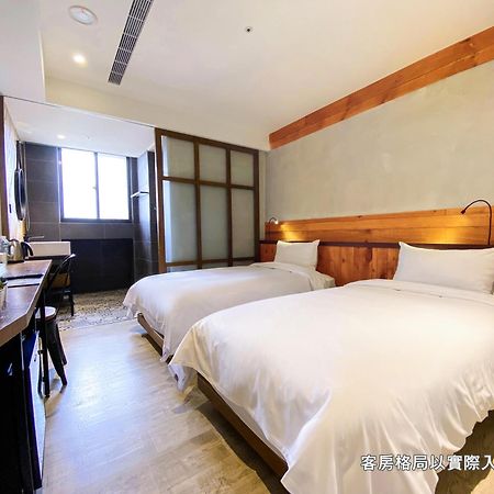 Central Land Hotel 台中市 エクステリア 写真