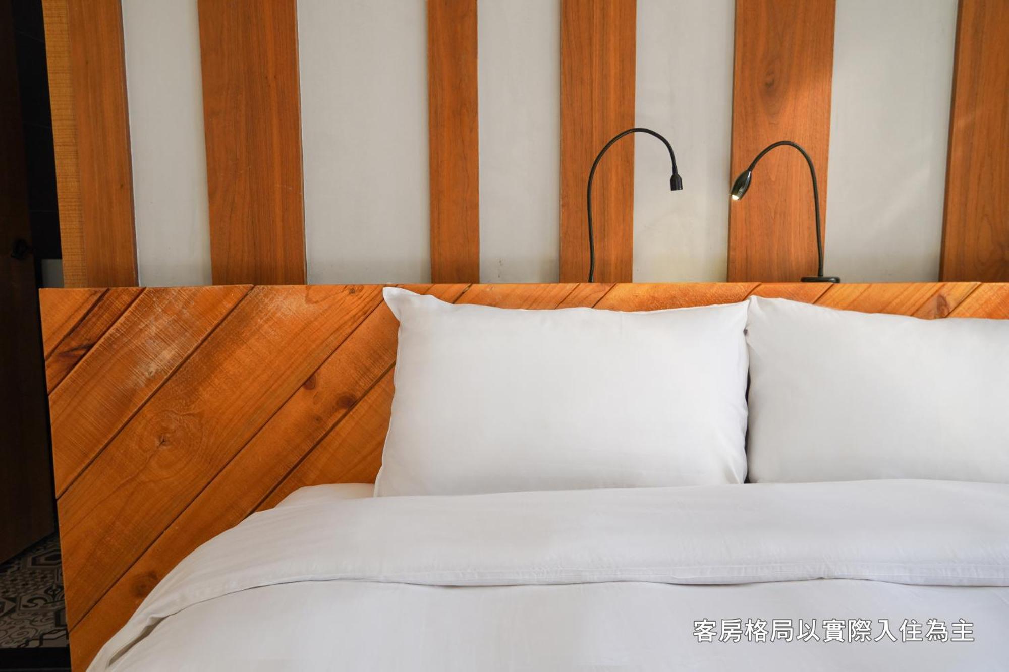 Central Land Hotel 台中市 エクステリア 写真