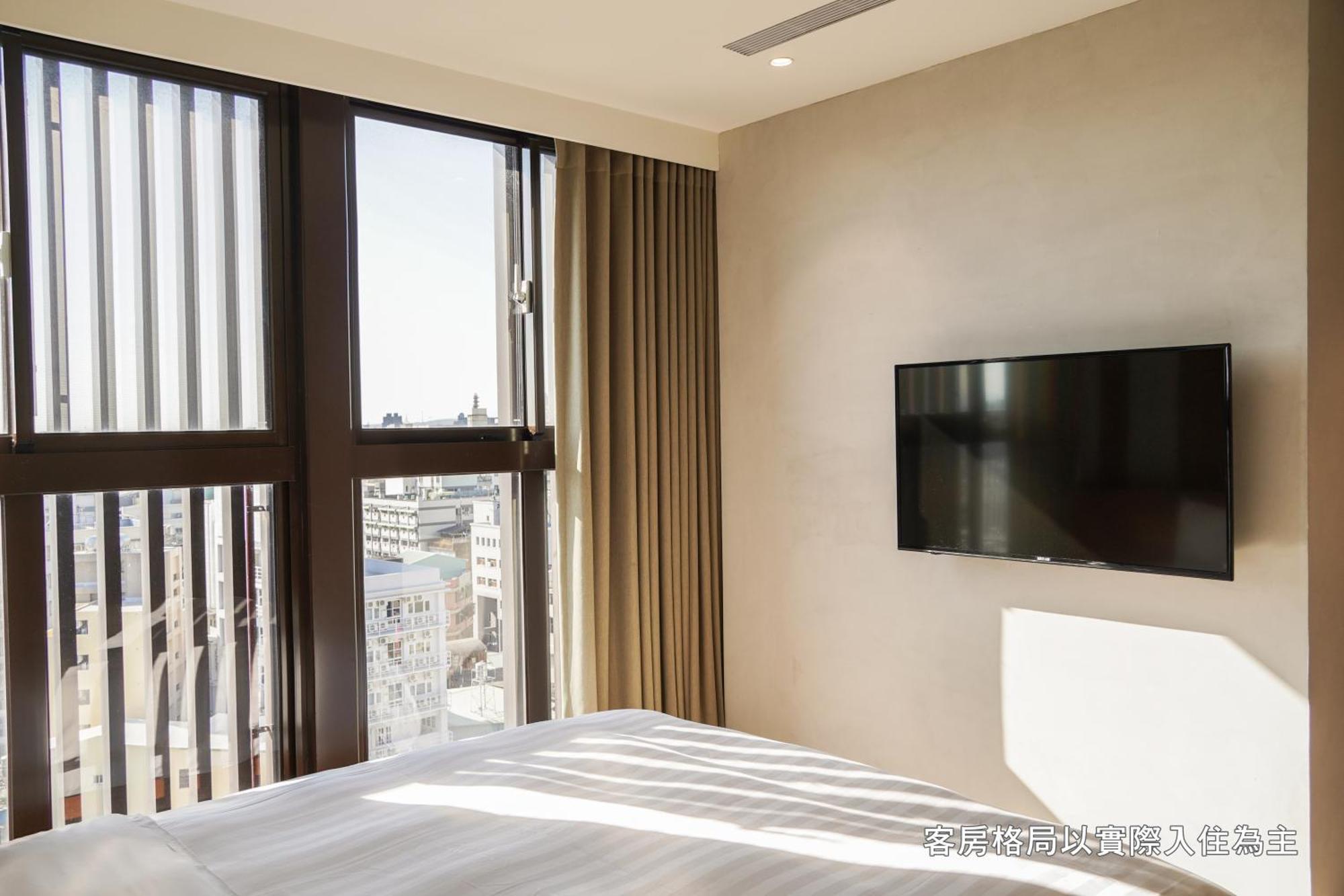 Central Land Hotel 台中市 エクステリア 写真