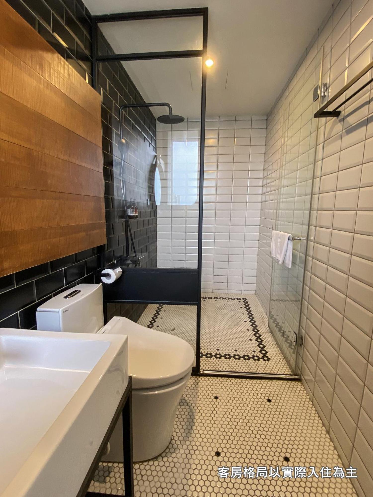 Central Land Hotel 台中市 エクステリア 写真
