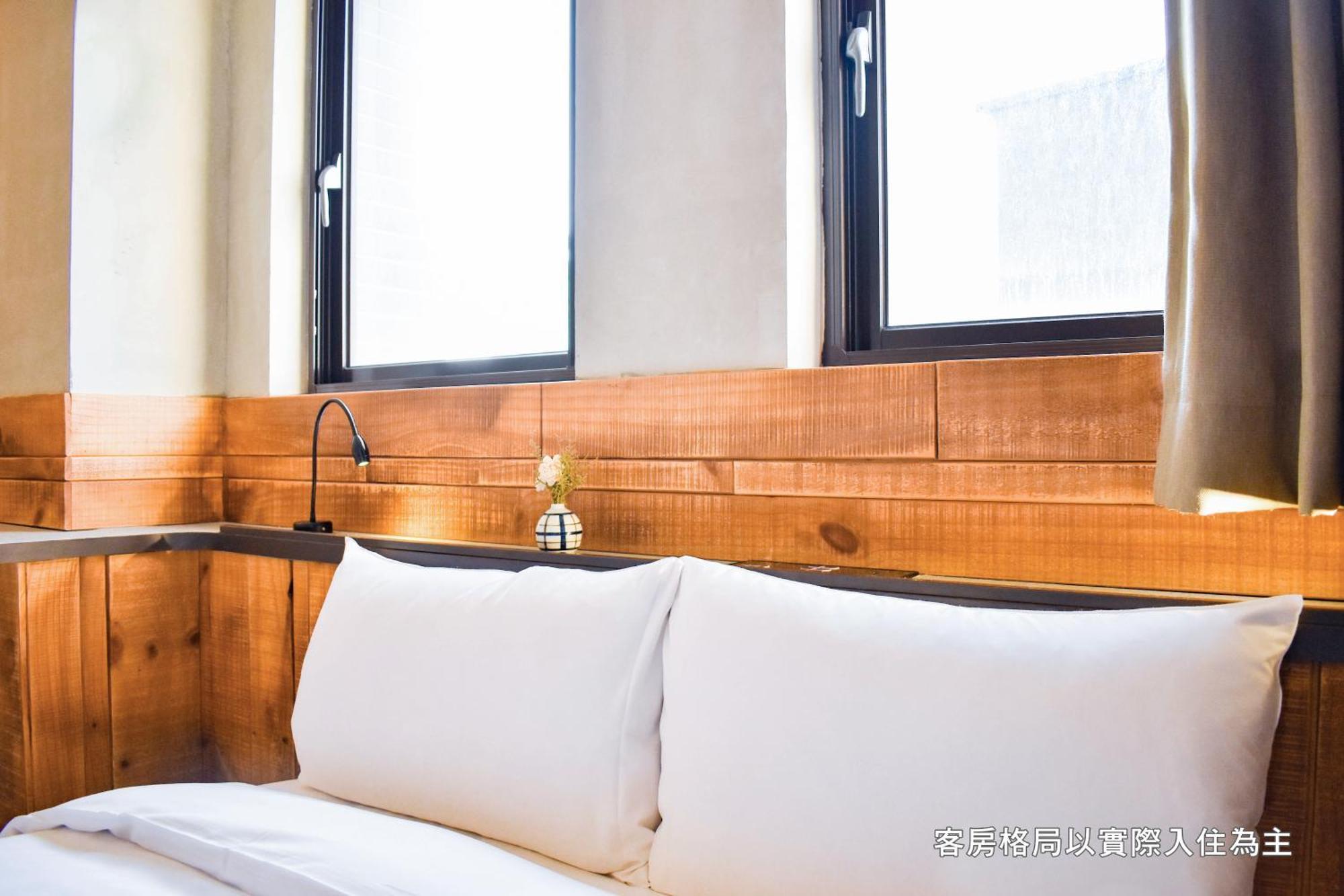 Central Land Hotel 台中市 エクステリア 写真