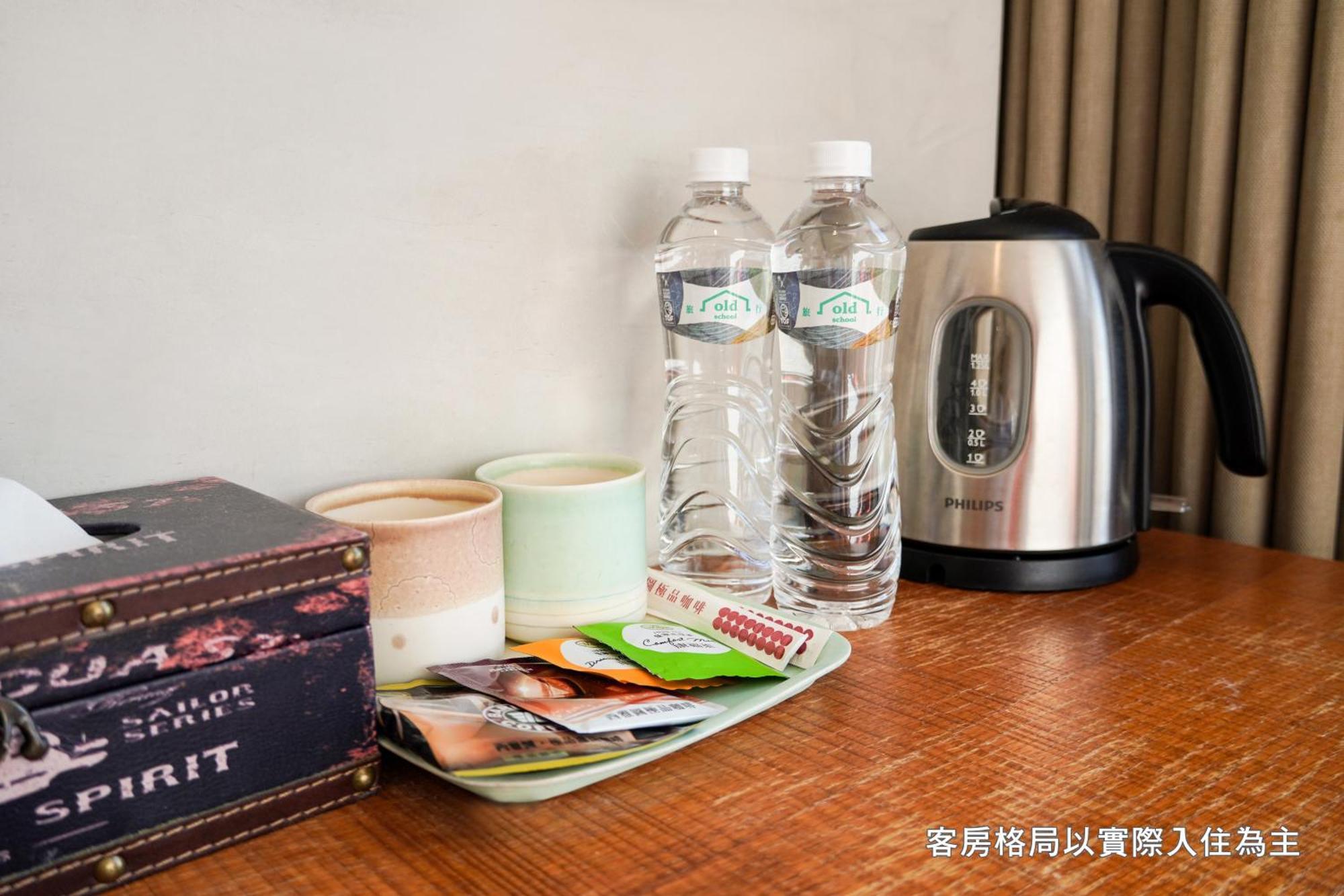 Central Land Hotel 台中市 エクステリア 写真