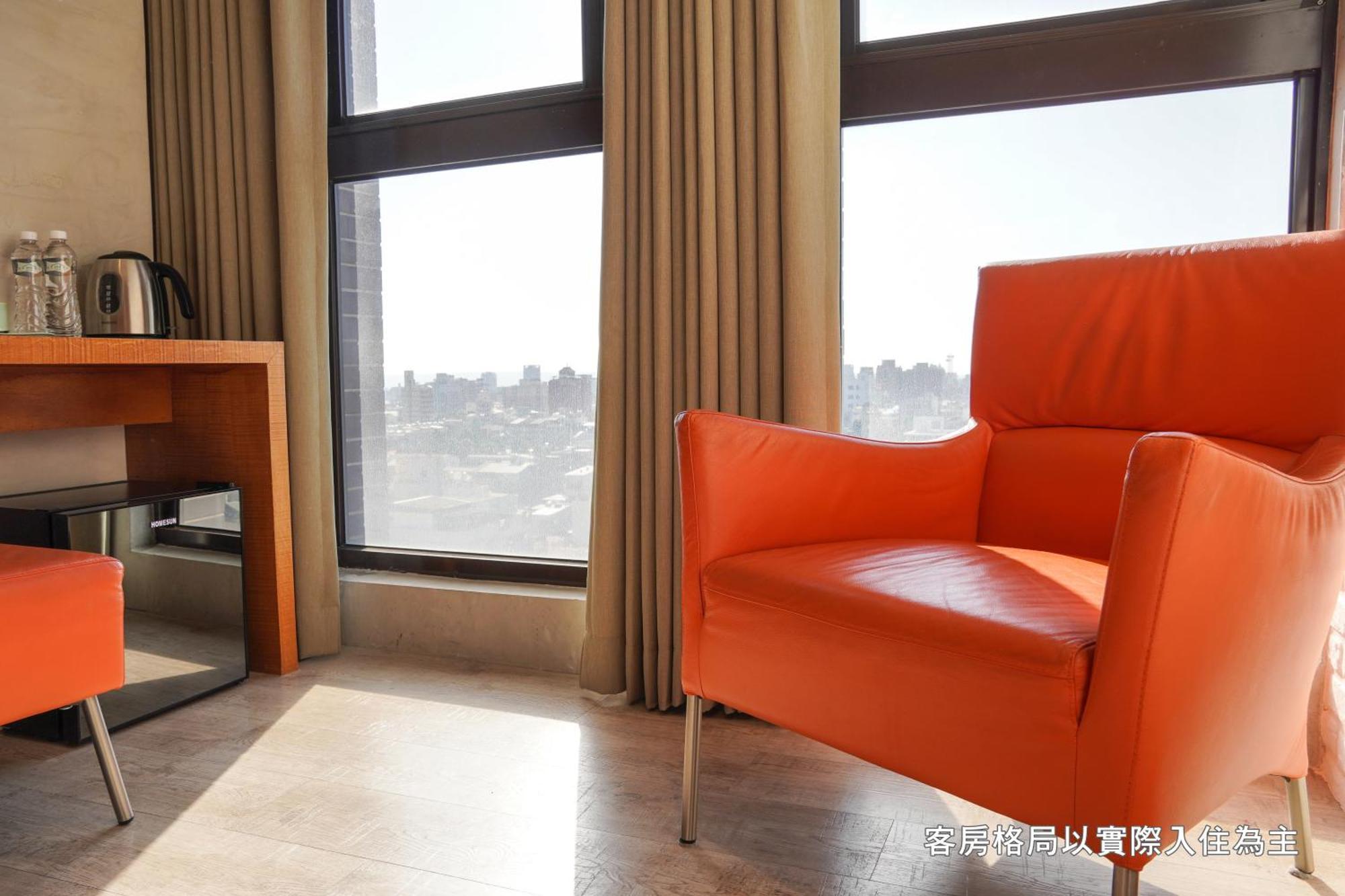 Central Land Hotel 台中市 エクステリア 写真