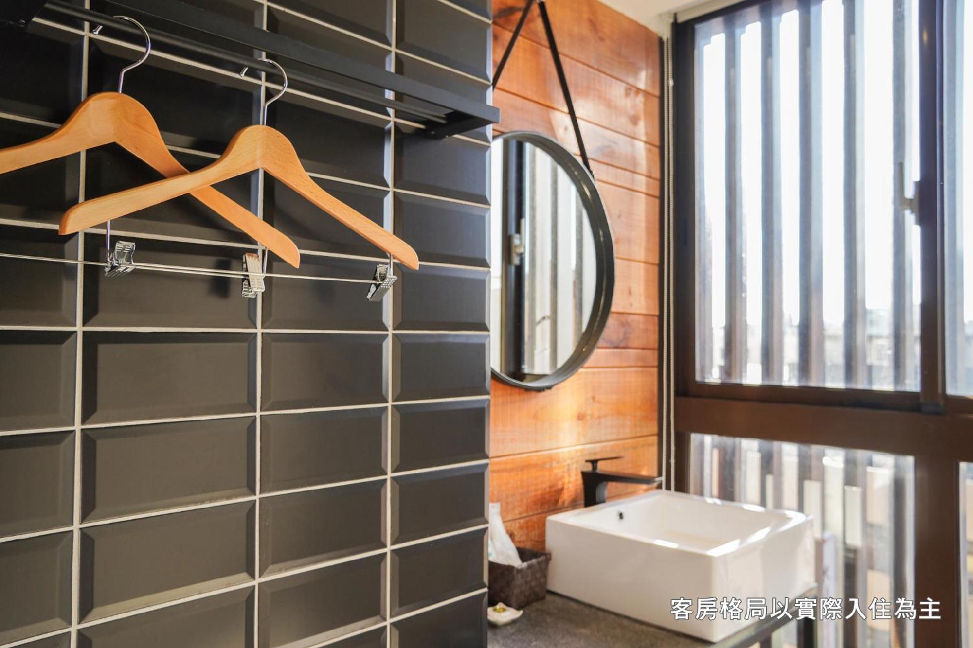 Central Land Hotel 台中市 エクステリア 写真