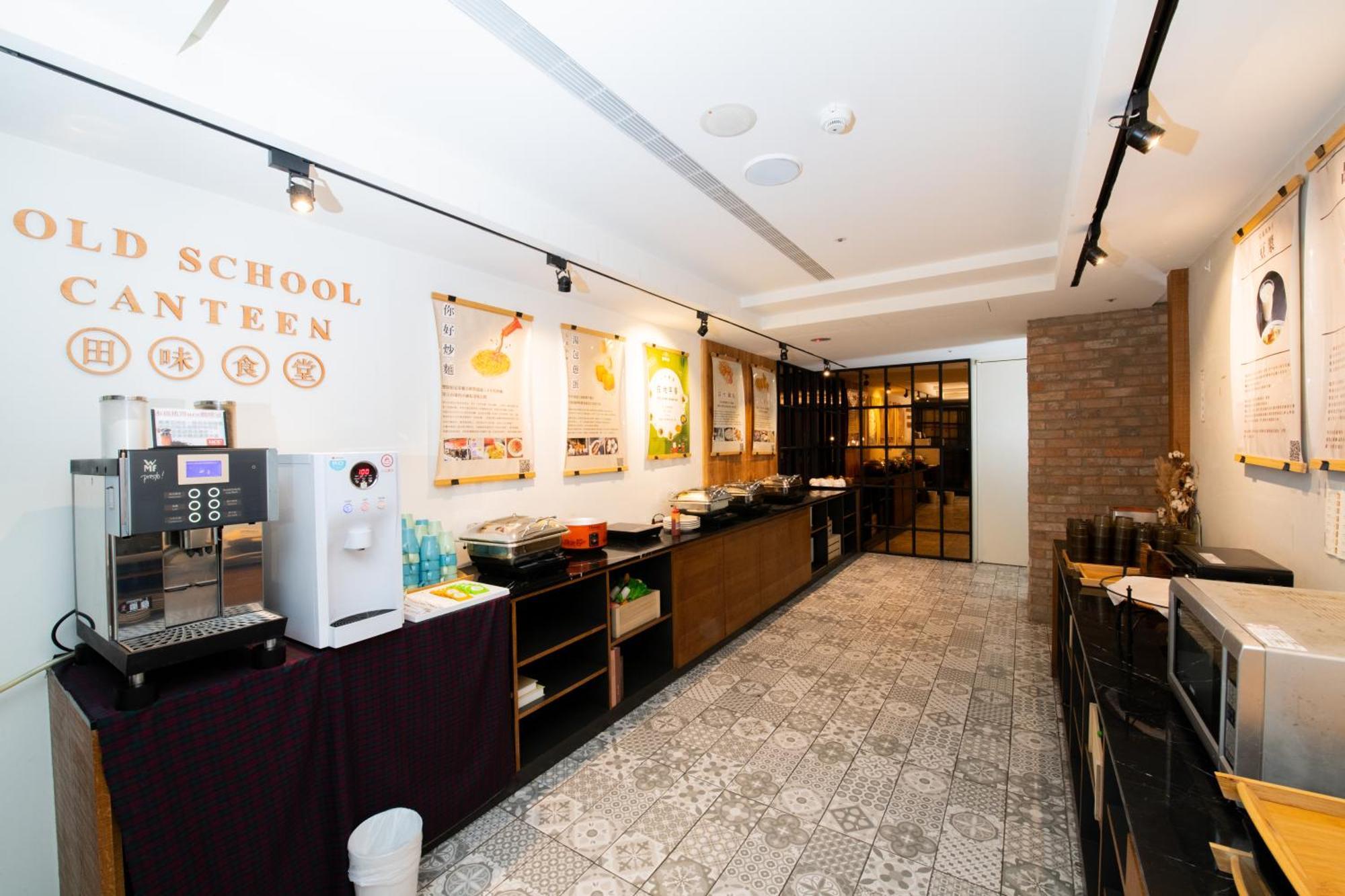 Central Land Hotel 台中市 エクステリア 写真